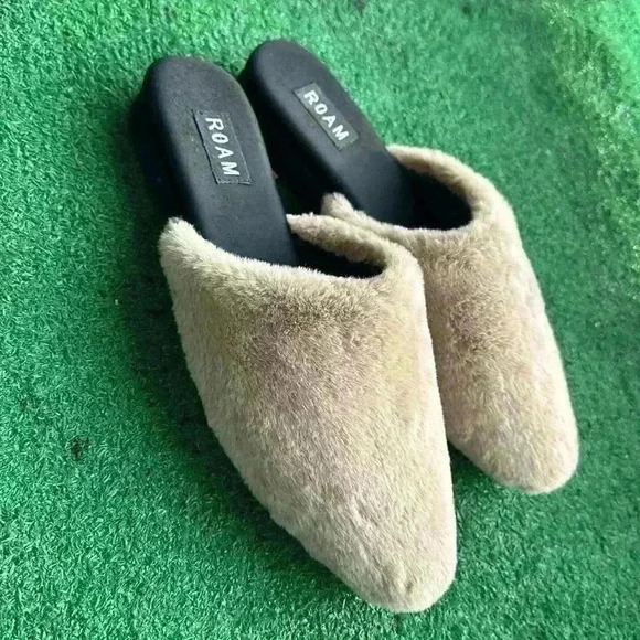 ROAM - Picture 3 of 3